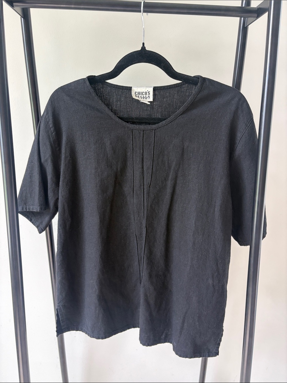 Chico's Design Black Short Sleeve Pleated Front Linen Blouse